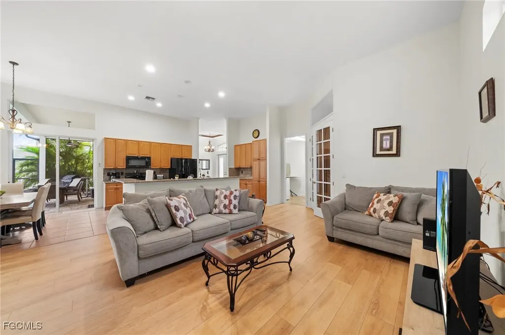 1426 SE 32nd Street Cape Coral FL 33904