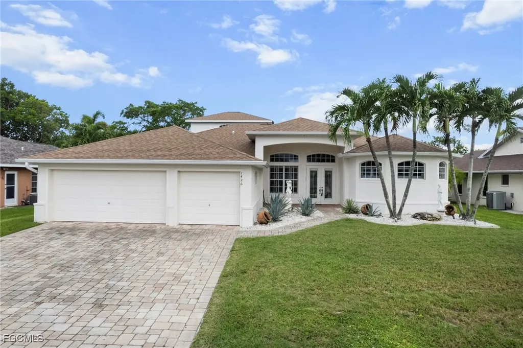 1426 SE 32nd Street Cape Coral FL 33904