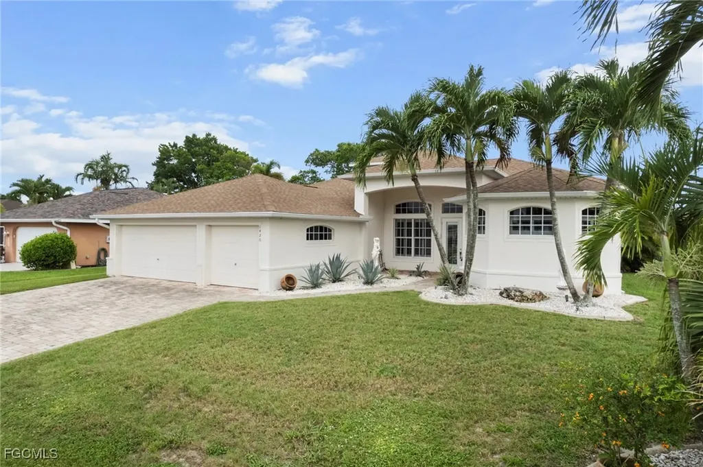 1426 SE 32nd Street Cape Coral FL 33904