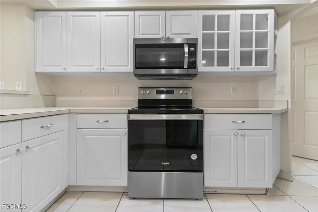 1407 SE 17th Terrace Cape Coral FL 33990