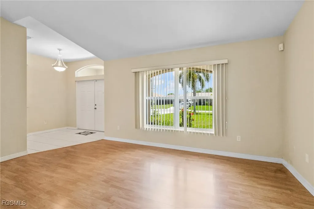 1407 SE 17th Terrace Cape Coral FL 33990
