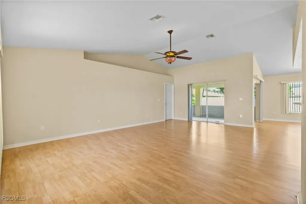 1407 SE 17th Terrace Cape Coral FL 33990