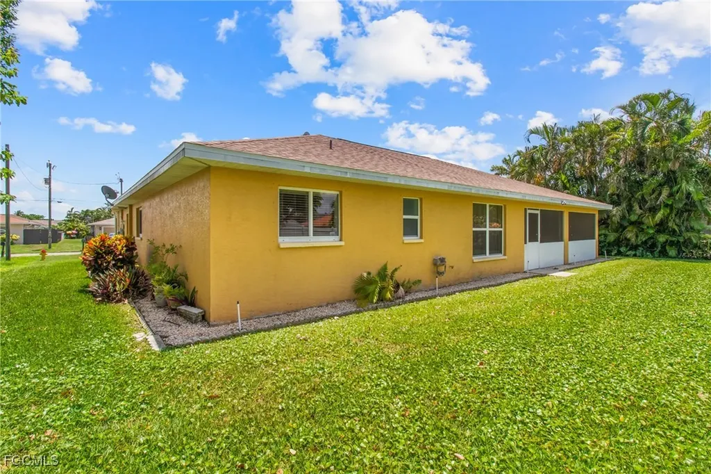1407 SE 17th Terrace Cape Coral FL 33990