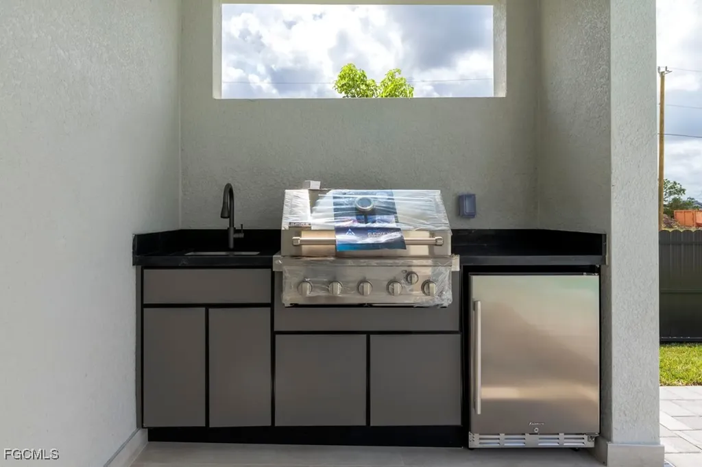 1714 NW 20th Terrace Cape Coral FL 33993