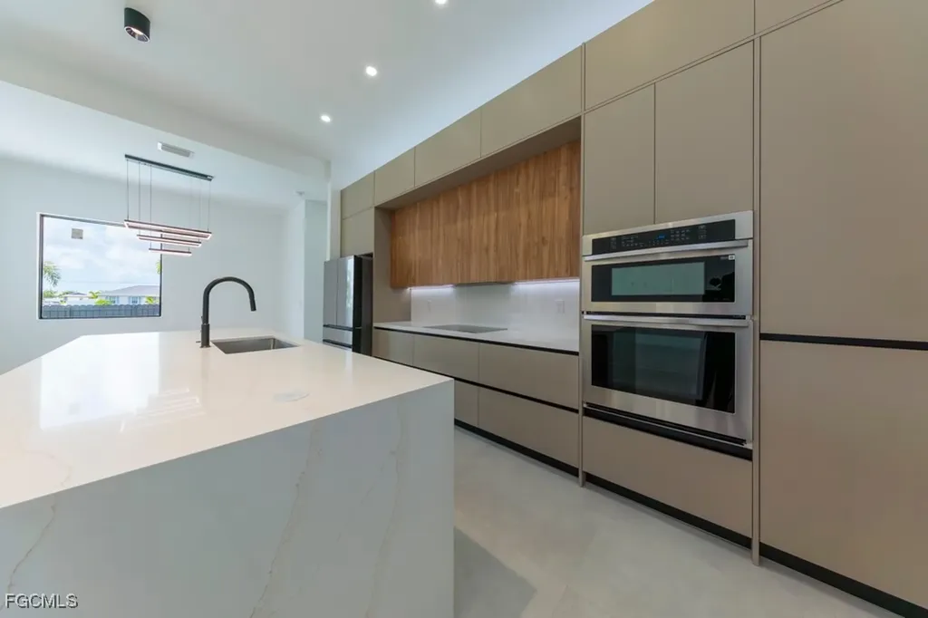 1714 NW 20th Terrace Cape Coral FL 33993