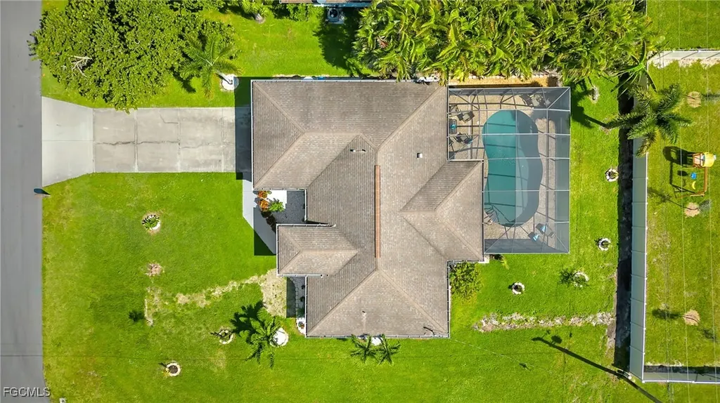 1001 NE 6th Avenue Cape Coral FL 33909