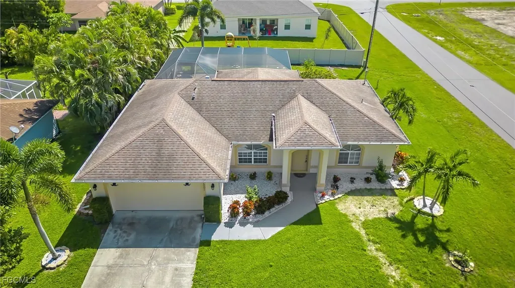 1001 NE 6th Avenue Cape Coral FL 33909