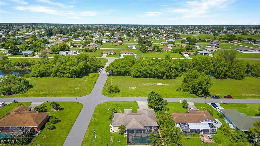 1001 NE 6th Avenue Cape Coral FL 33909