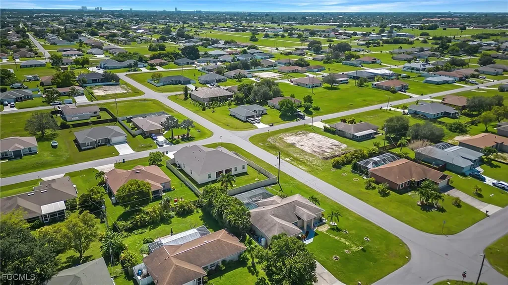 1001 NE 6th Avenue Cape Coral FL 33909