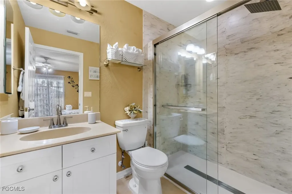 1001 NE 6th Avenue Cape Coral FL 33909