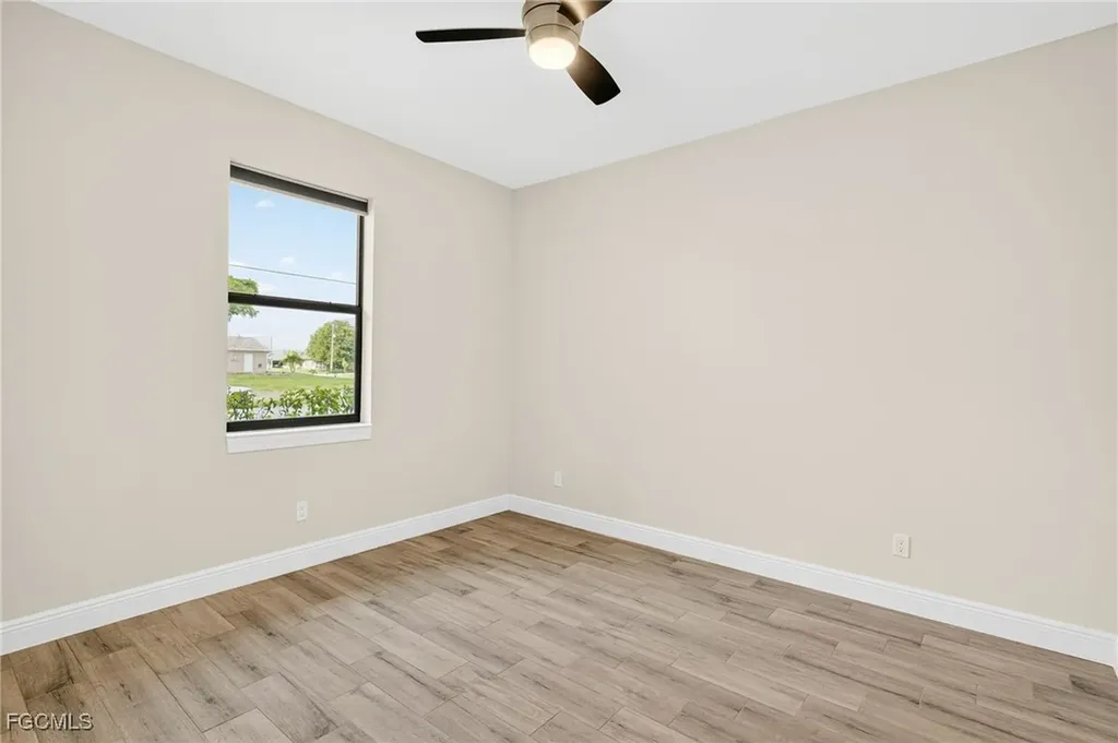 1605 SW 1st Terrace Cape Coral FL 33991