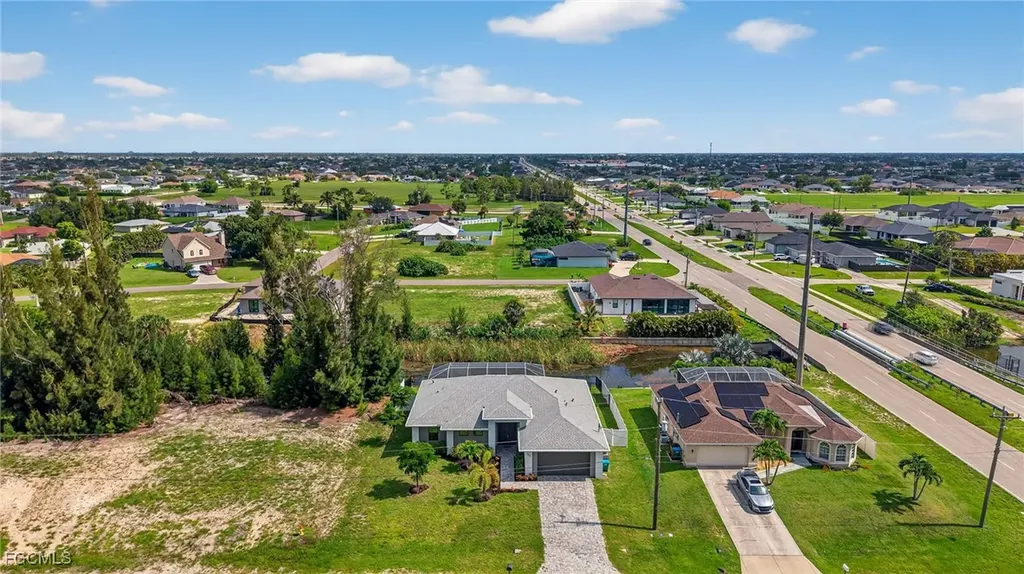 1605 SW 1st Terrace Cape Coral FL 33991