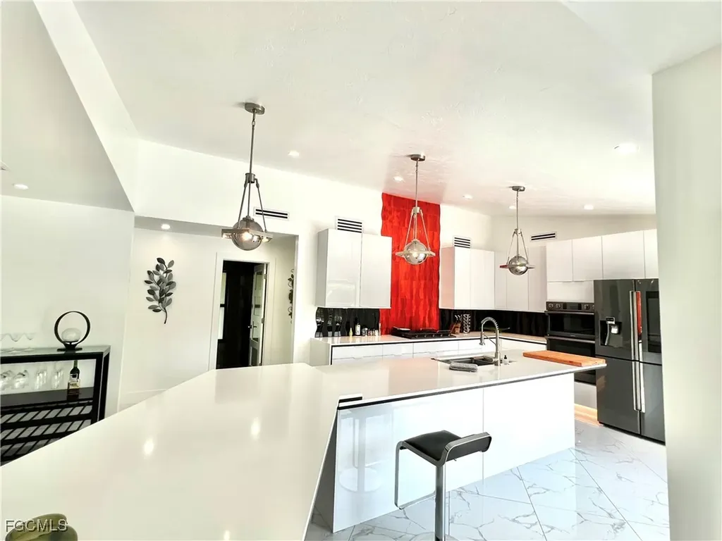 1919 Countess Court Naples FL 34110