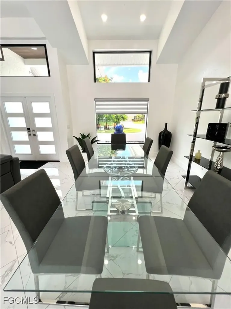 1919 Countess Court Naples FL 34110