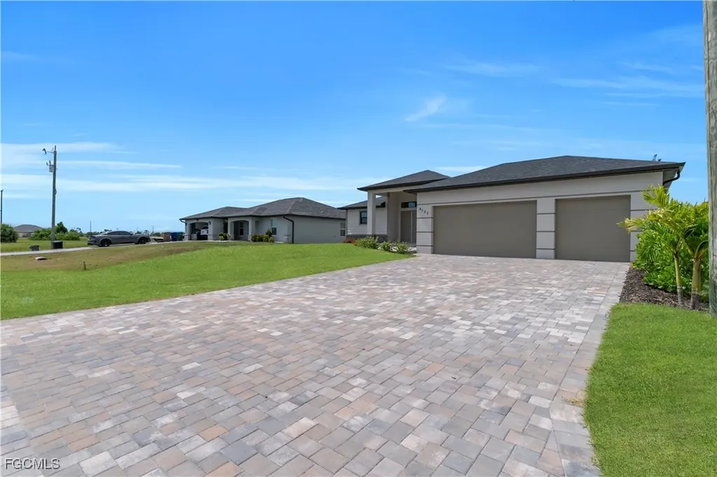 4107 NW 37th Street Cape Coral FL 33993