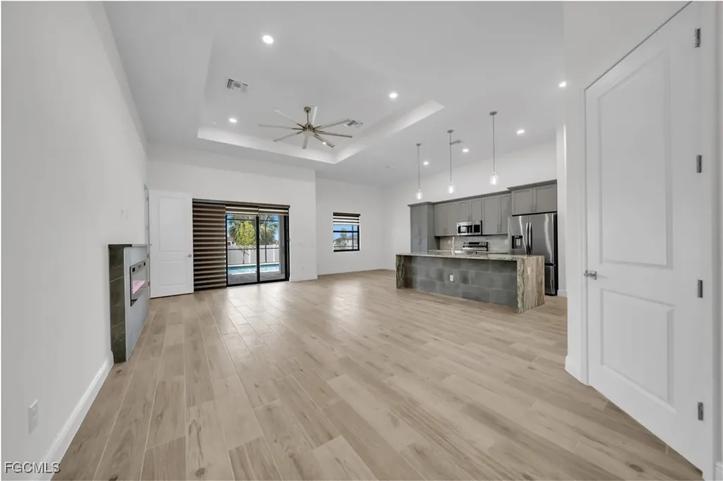 4107 NW 37th Street Cape Coral FL 33993