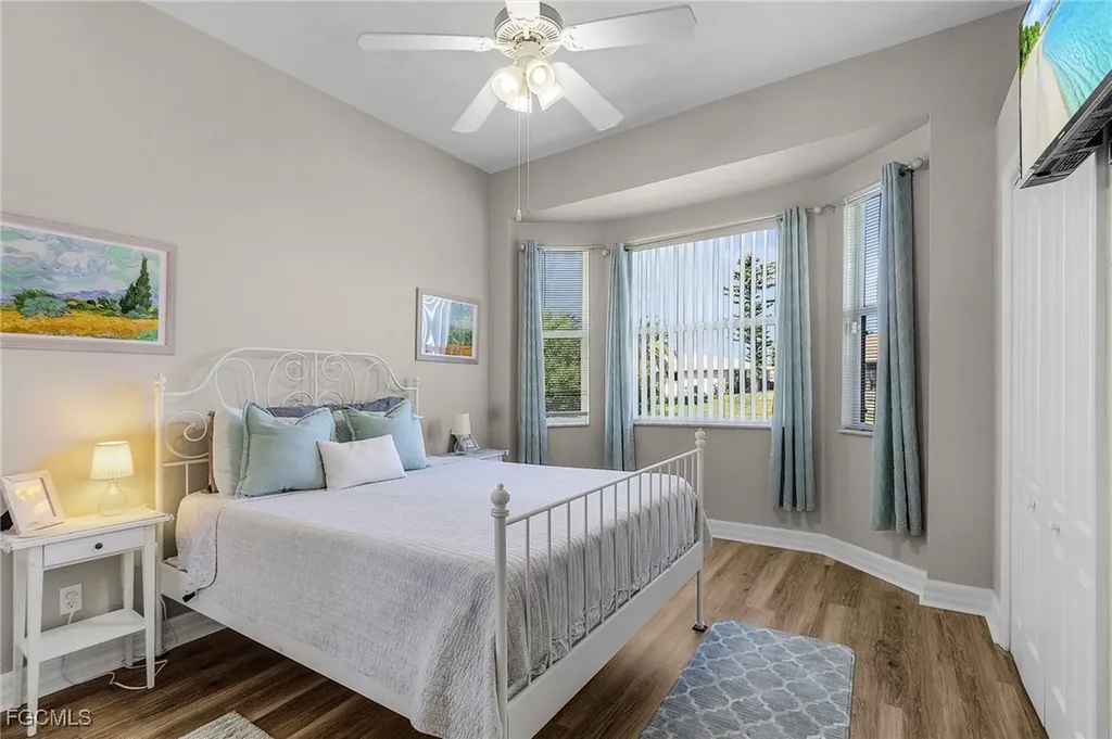 228 Nicholas Parkway E Cape Coral FL 33990