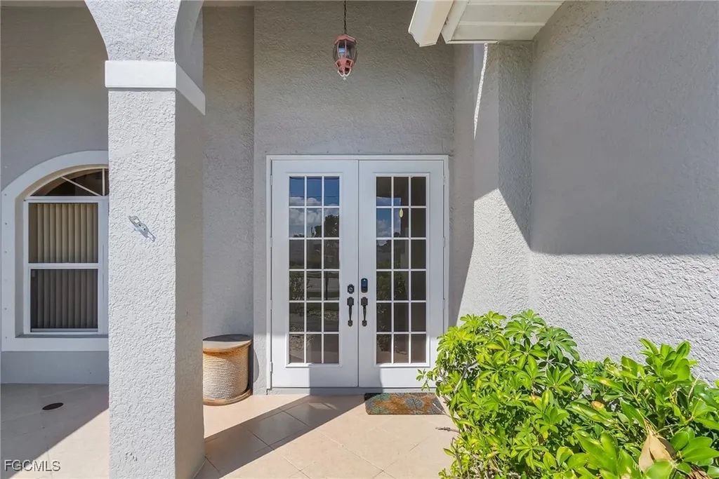 228 Nicholas Parkway E Cape Coral FL 33990