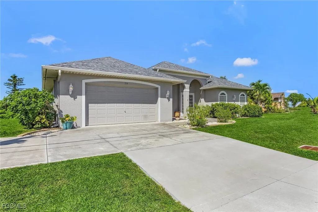 228 Nicholas Parkway E Cape Coral FL 33990