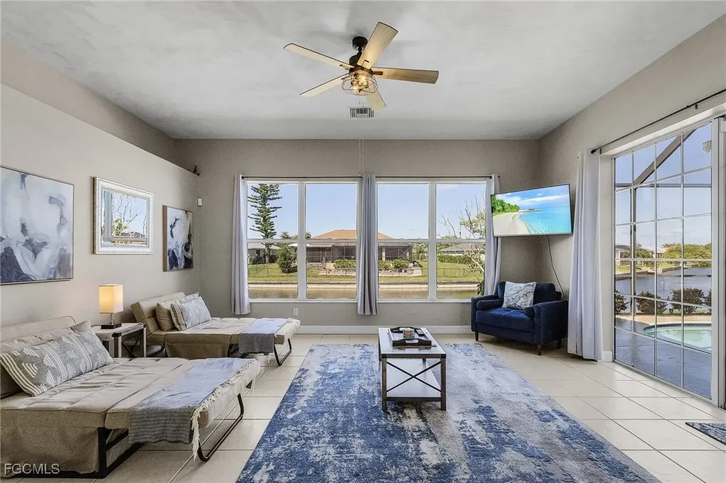 228 Nicholas Parkway E Cape Coral FL 33990