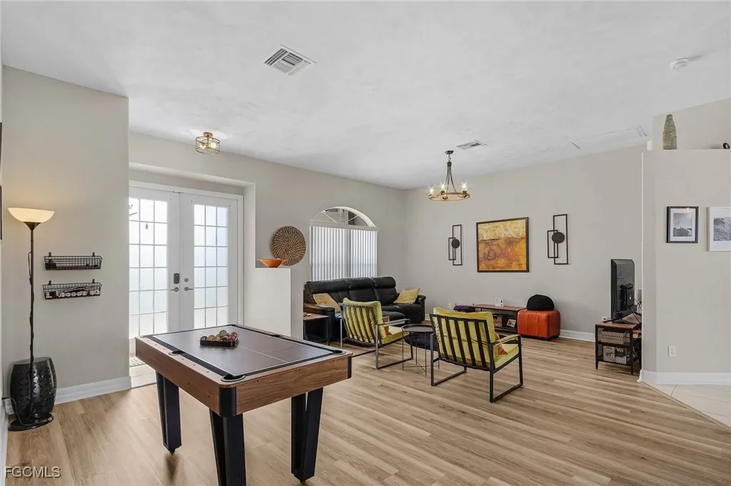 228 Nicholas Parkway E Cape Coral FL 33990