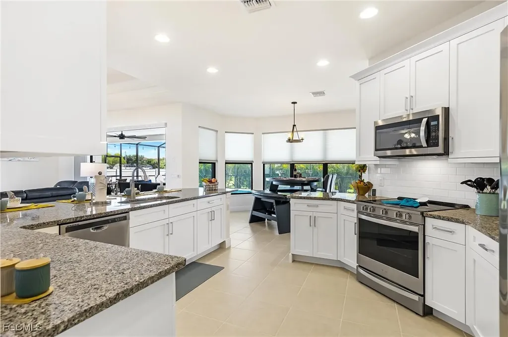 5129 SW 16th Place Cape Coral FL 33914