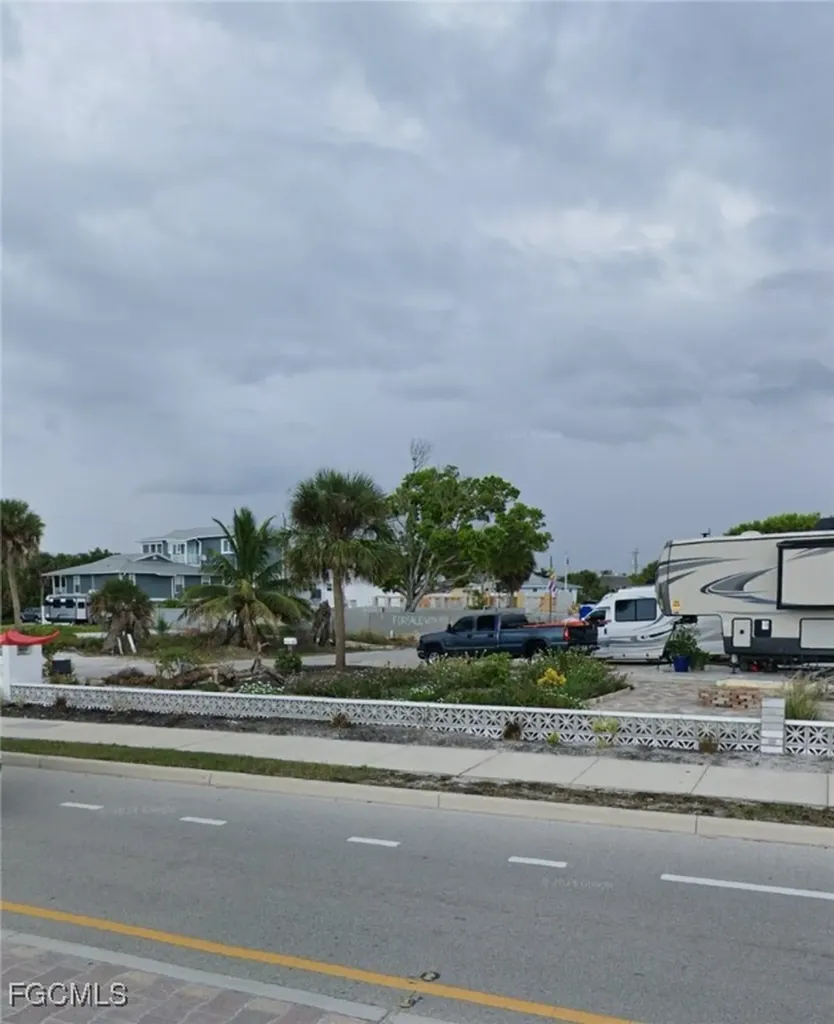 106 Hibiscus Drive Fort Myers Beach FL 33931