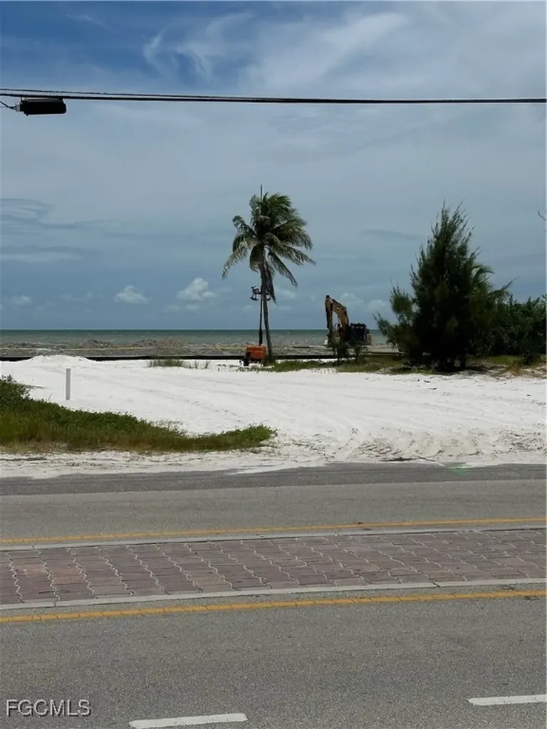 106 Hibiscus Drive Fort Myers Beach FL 33931