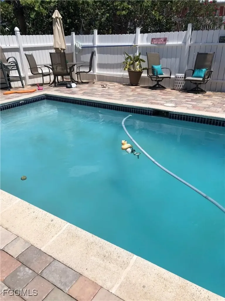 106 Hibiscus Drive Fort Myers Beach FL 33931