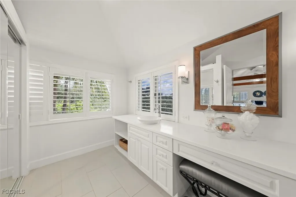 1226 Wales Drive Fort Myers FL 33901