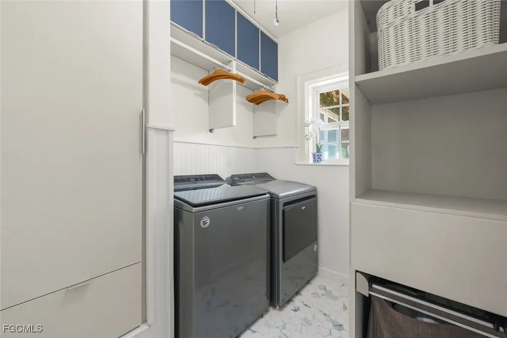 1226 Wales Drive Fort Myers FL 33901