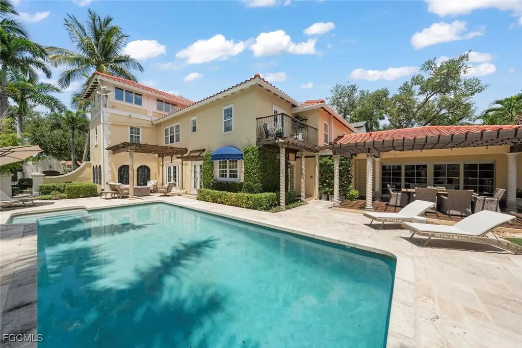 1226 Wales Drive Fort Myers FL 33901
