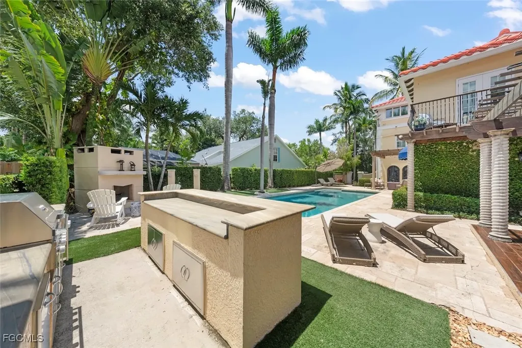 1226 Wales Drive Fort Myers FL 33901