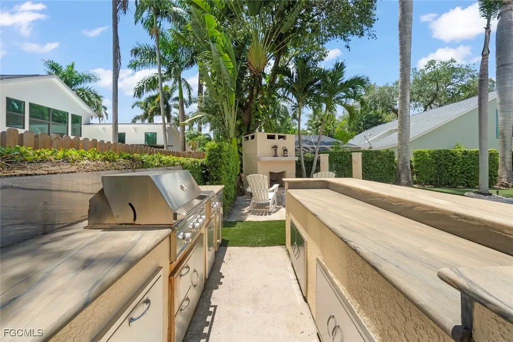 1226 Wales Drive Fort Myers FL 33901