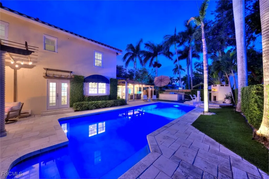 1226 Wales Drive Fort Myers FL 33901
