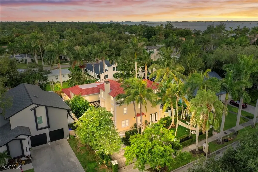 1226 Wales Drive Fort Myers FL 33901