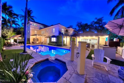1226 Wales Drive Fort Myers FL 33901