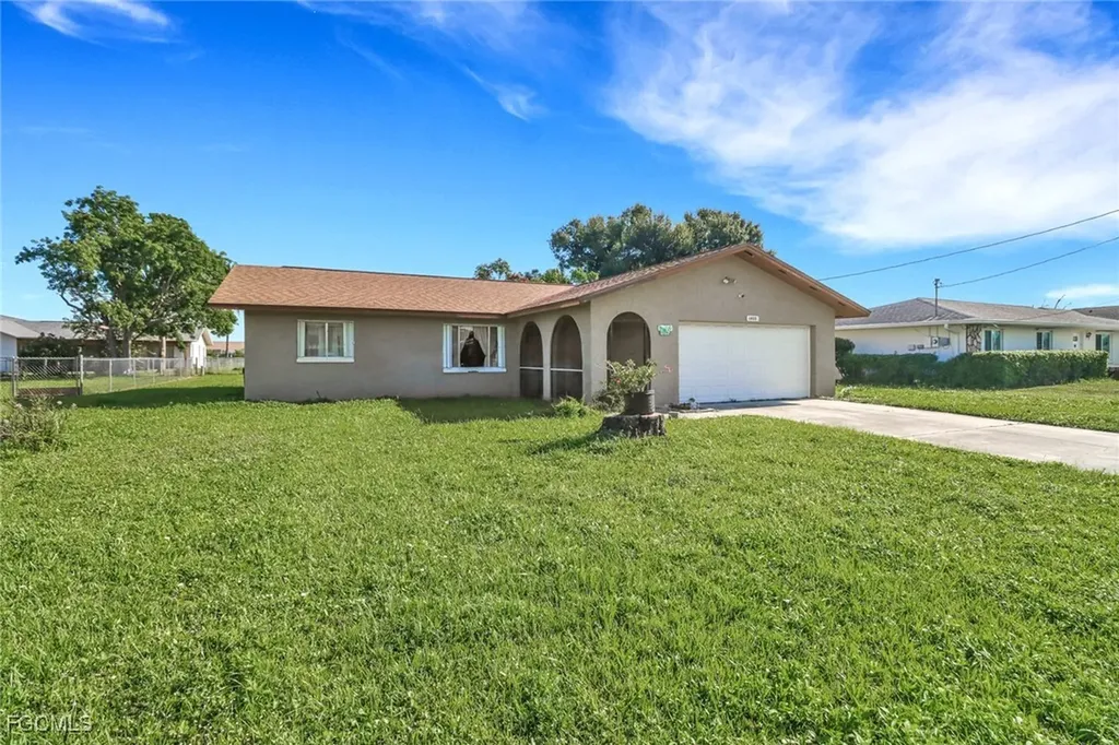 1433 SE 14th Terrace Cape Coral FL 33990