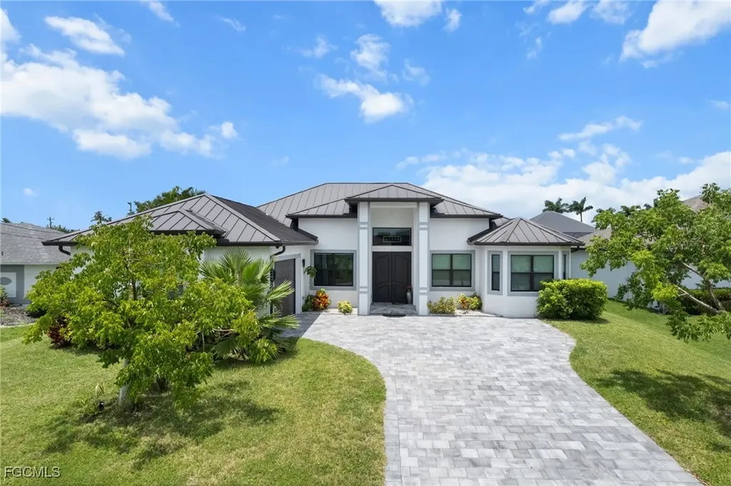 3022 SW 24th Avenue Cape Coral FL 33914