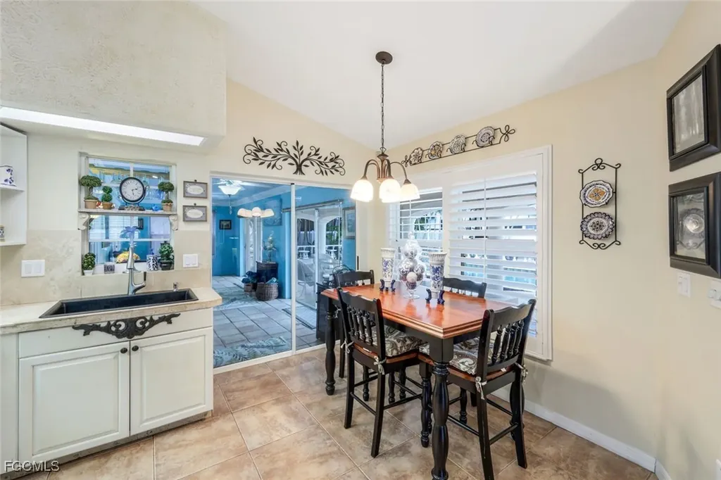 2310 SW 53rd Street Cape Coral FL 33914