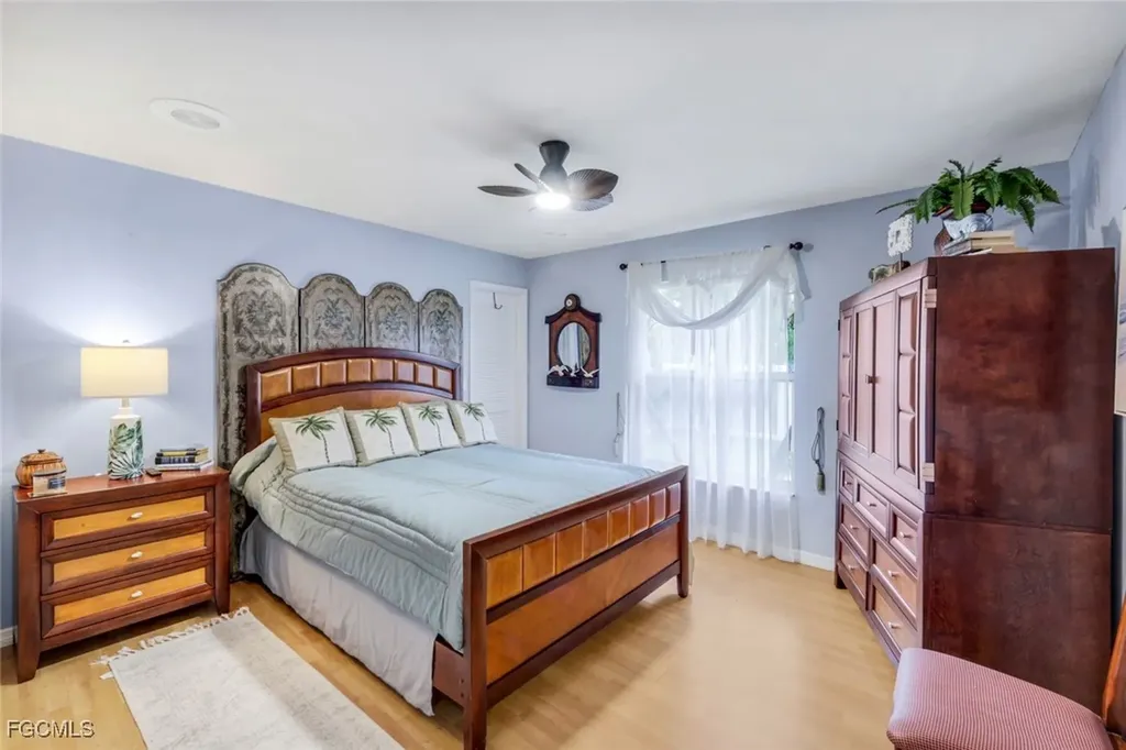 2310 SW 53rd Street Cape Coral FL 33914