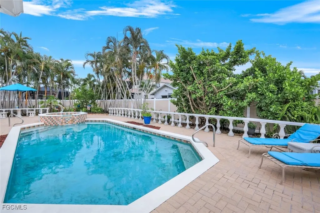 2310 SW 53rd Street Cape Coral FL 33914