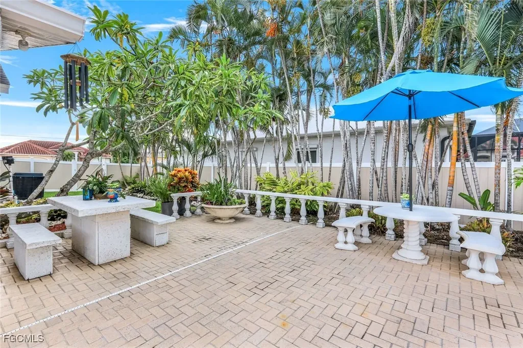 2310 SW 53rd Street Cape Coral FL 33914