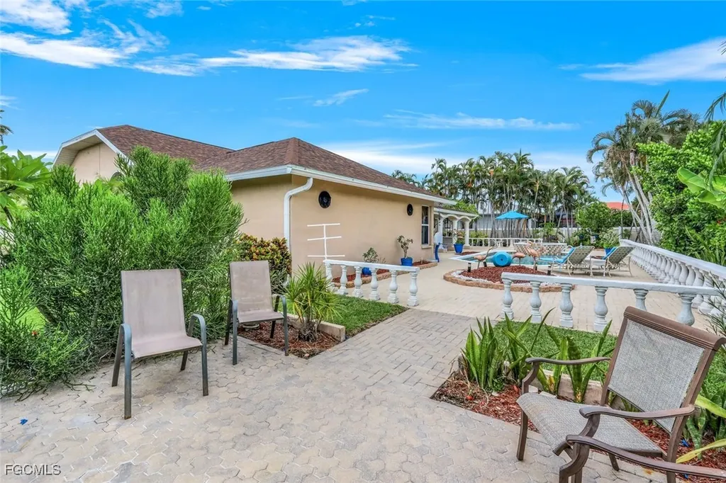 2310 SW 53rd Street Cape Coral FL 33914