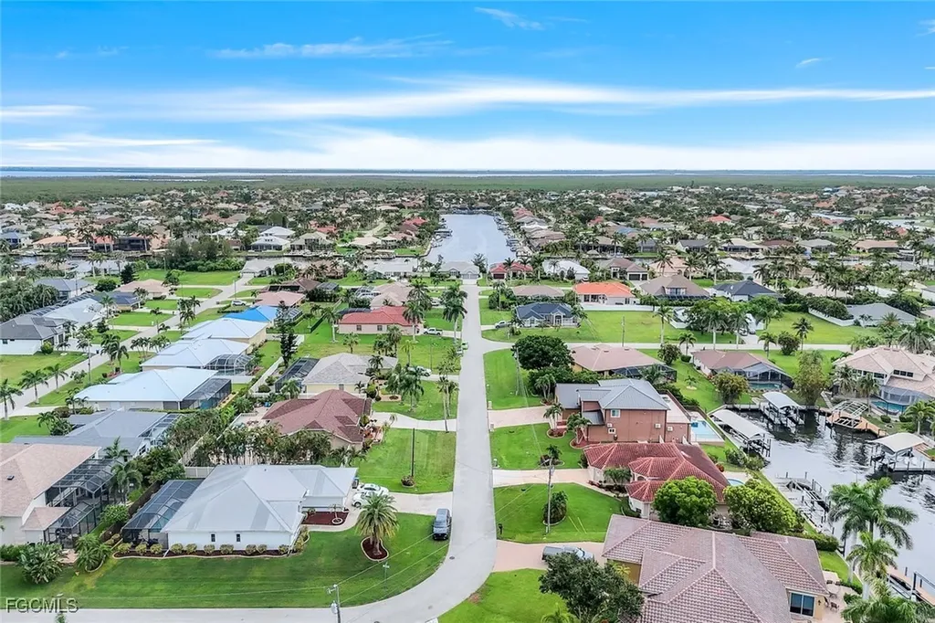 2310 SW 53rd Street Cape Coral FL 33914