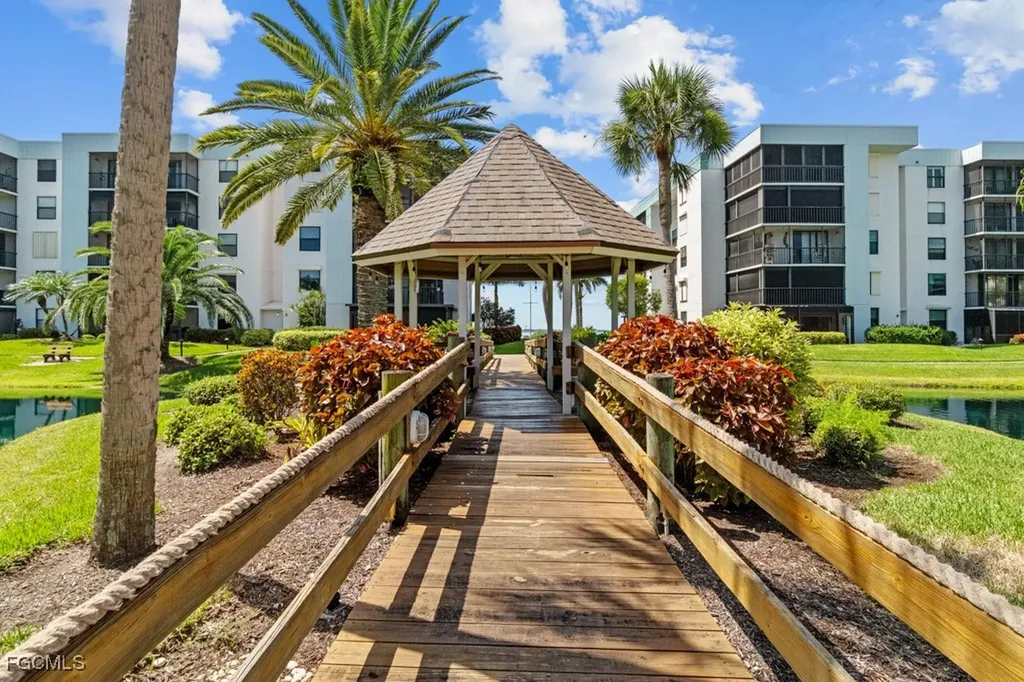 3460 N Key Drive North Fort Myers FL 33903