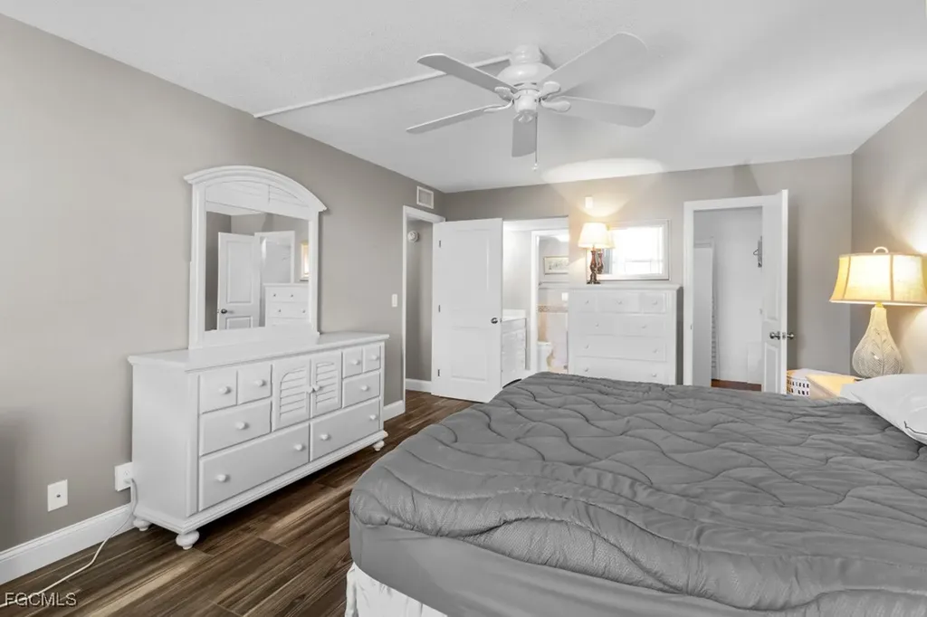 3460 N Key Drive North Fort Myers FL 33903
