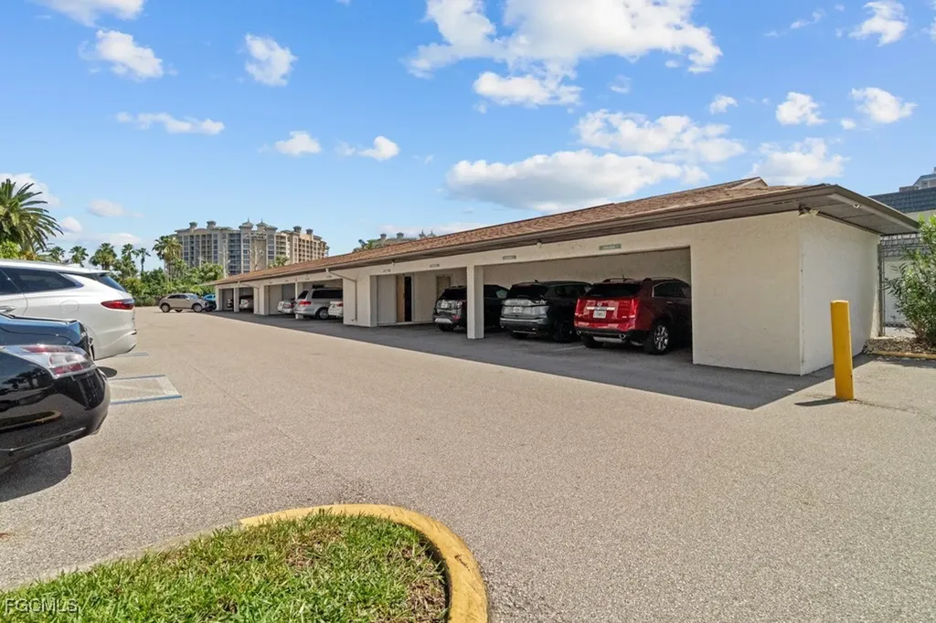 3460 N Key Drive North Fort Myers FL 33903