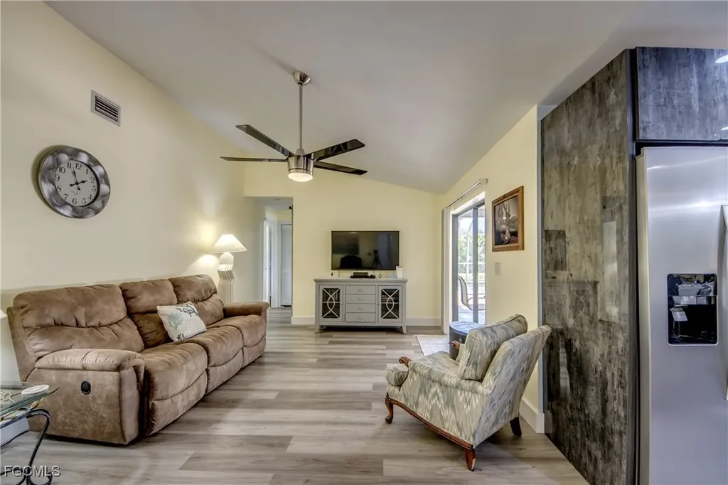 912 SW 54th Lane Cape Coral FL 33914