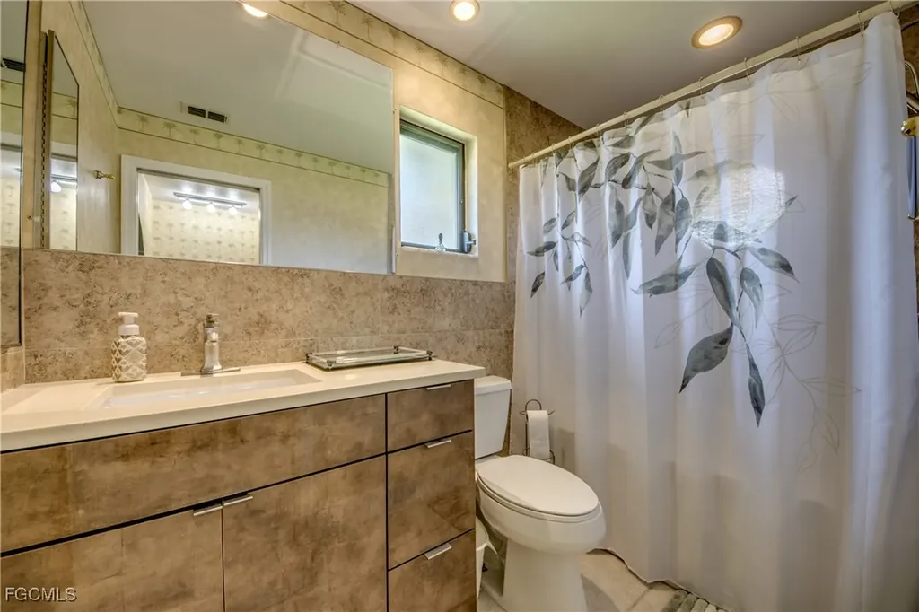 912 SW 54th Lane Cape Coral FL 33914